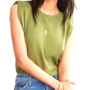 NWT Anthropologie sz M green padded shoulder tee shirt.